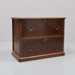 1111 7305 CHEST OF DRAWERS